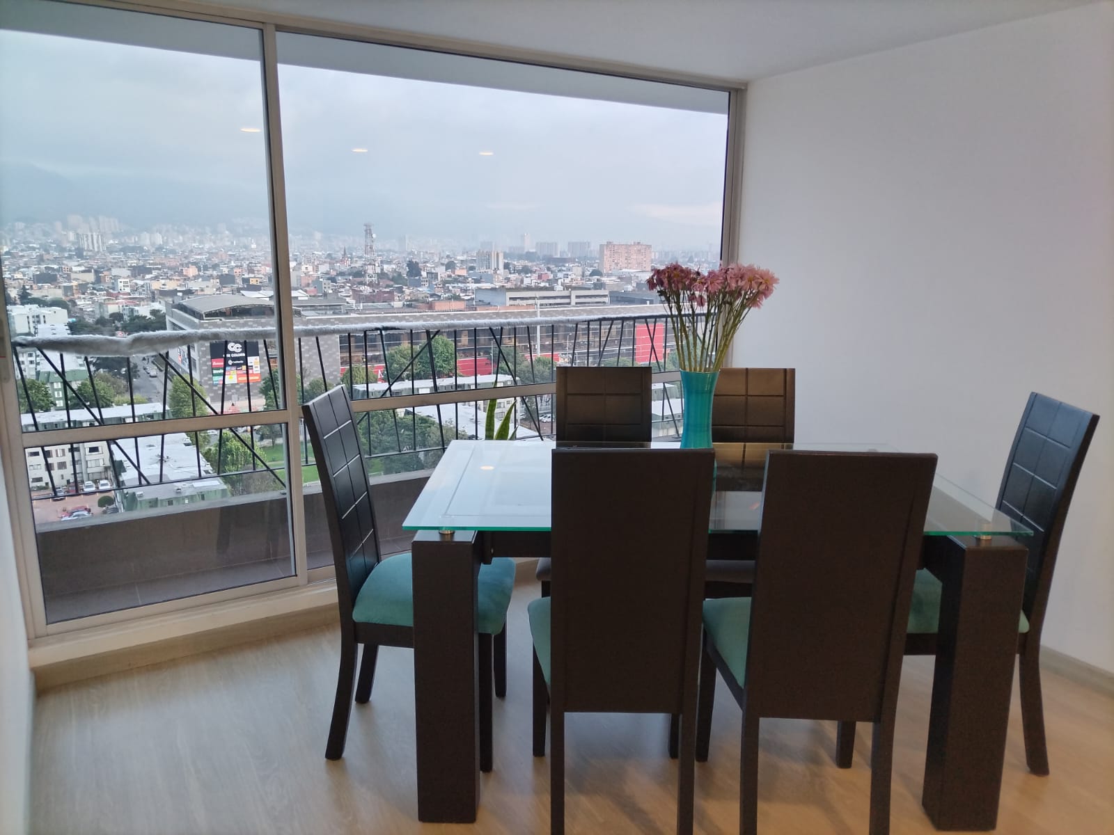 Apartamento en venta en Metropolis, Bogotá · foto 7 de 24