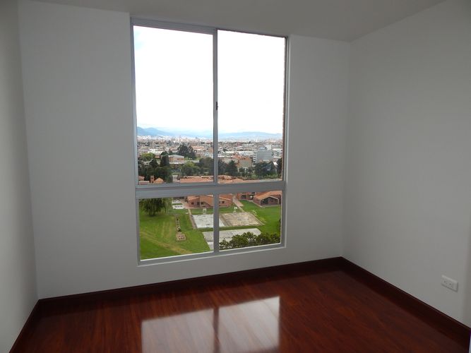 Apartamento de 3 alcobas en venta en La Uribe, Bogotá, 109 m² · foto 6 de 20