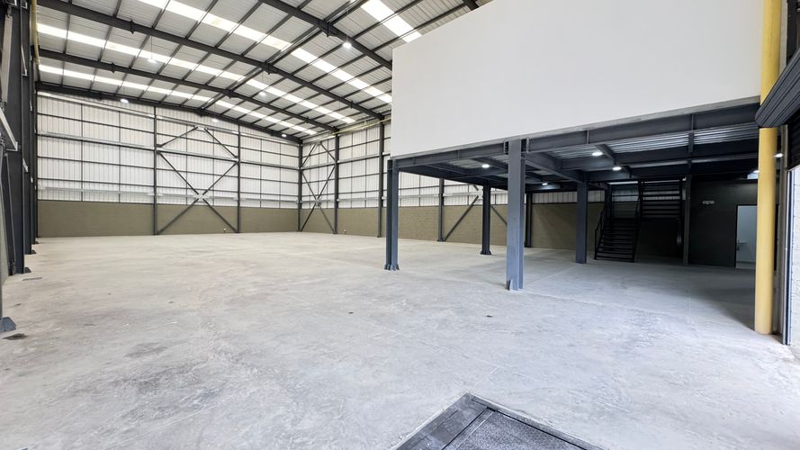 Bodega en arriendo en Zona Industrial, Yumbo, 924 m² · foto 2 de 24