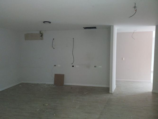 Oficina en arriendo en La Candelaria, Medellín, 650 m² · foto 9 de 14