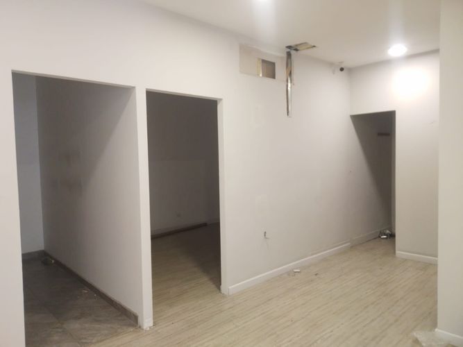 Oficina en arriendo en La Candelaria, Medellín, 650 m² · foto 13 de 14