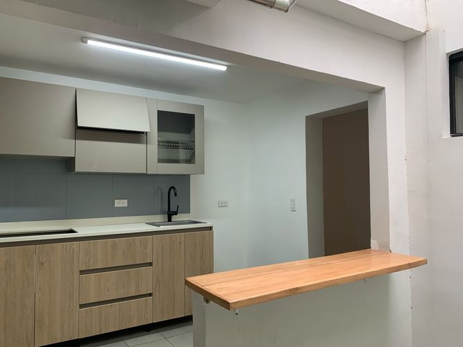 Oficina en arriendo en El Poblado, Medellín, 200 m² · foto 3 de 10