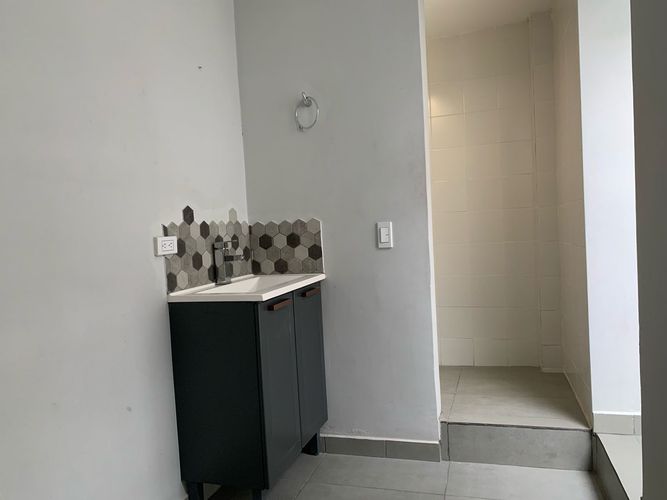 Oficina en arriendo en El Poblado, Medellín, 200 m² · foto 6 de 10