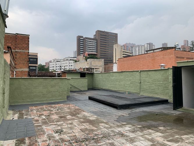 Oficina en arriendo en El Poblado, Medellín, 200 m² · foto 10 de 10