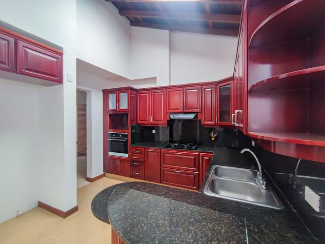 Casa de 6 alcobas en venta en Loma De La Doctora, Sabaneta, 350 m² · foto 7 de 24