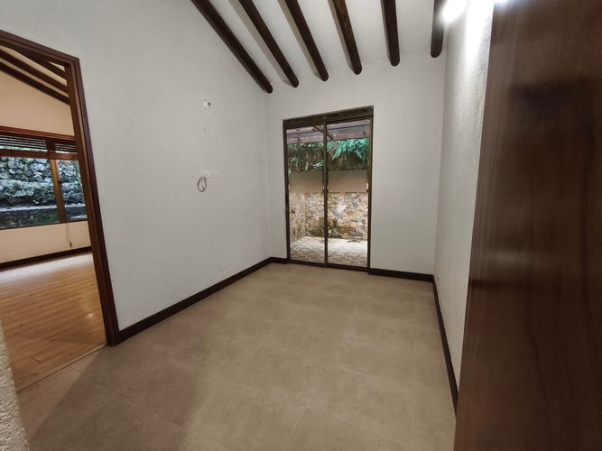 Casa de 4 alcobas en venta en Camino Verde, Envigado, 270 m² · foto 18 de 24