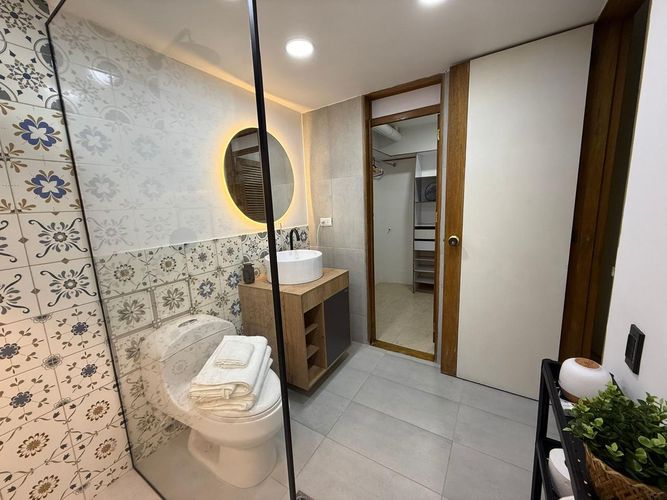 Apartamento de 2 alcobas en arriendo en El Poblado, Medellín, 65 m² · foto 12 de 14