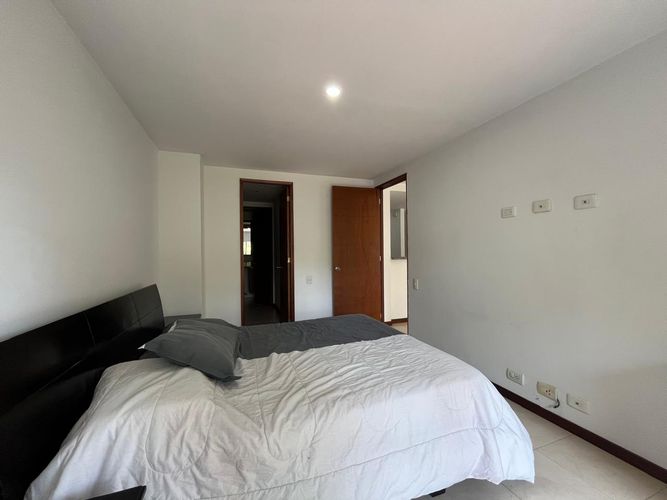 Apartamento de 1 alcoba en arriendo en El Poblado, Medellín, 58 m² · foto 8 de 13
