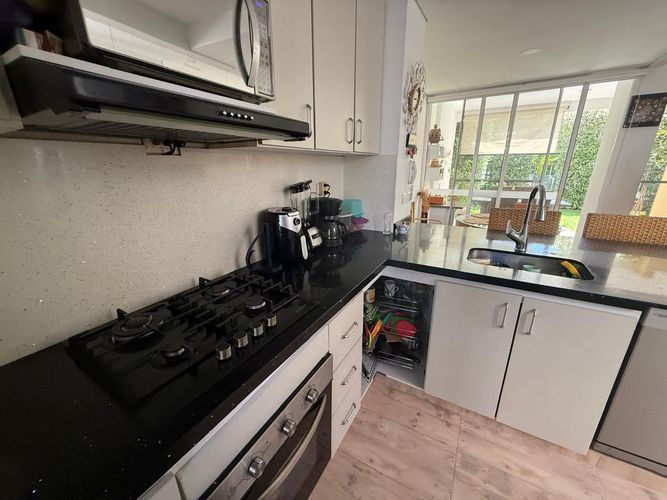 Casa de 3 alcobas en venta en El Castillo, Jamundí, 98 m² · foto 14 de 24