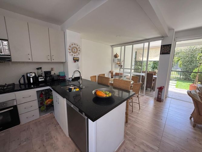 Casa de 3 alcobas en venta en El Castillo, Jamundí, 98 m² · foto 17 de 24