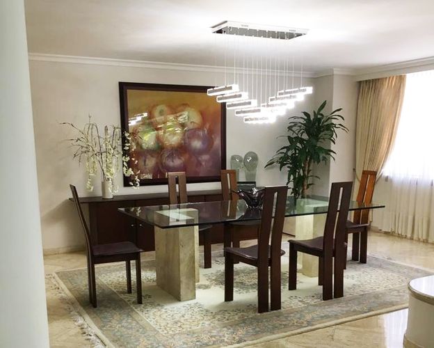 Apartamento de 3 alcobas en venta en El Poblado, Medellín, 587 m² · foto 6 de 15