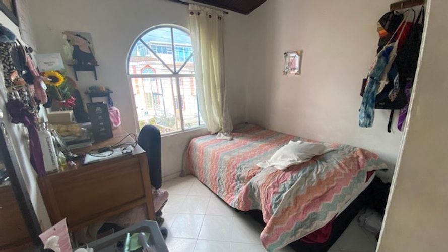 Casa de 5 alcobas en venta en Fatima, Floridablanca, 110 m² · foto 14 de 24