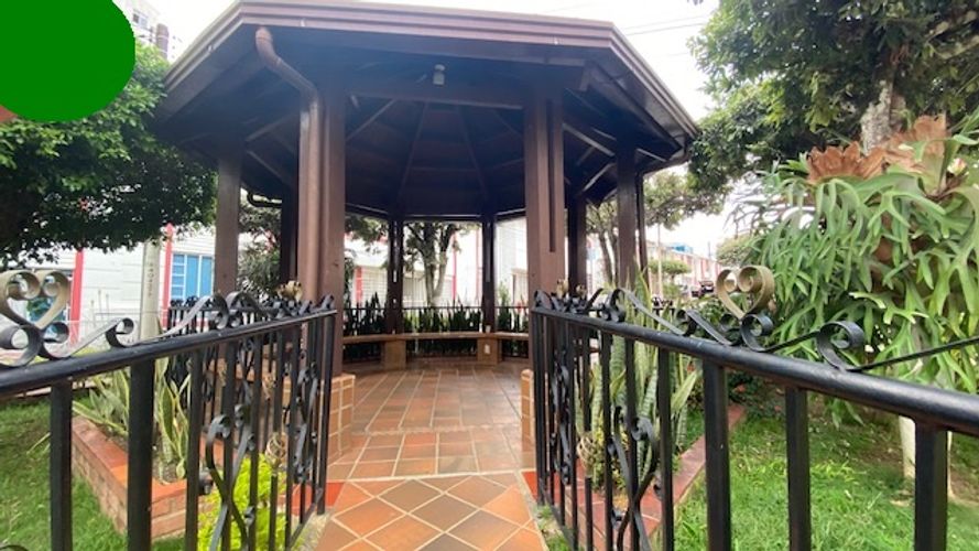 Casa de 5 alcobas en venta en Fatima, Floridablanca, 110 m² · foto 24 de 24