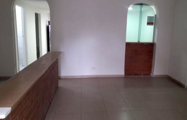 Casa en venta en Quinta Camacho, Bogotá · foto 2 de 24