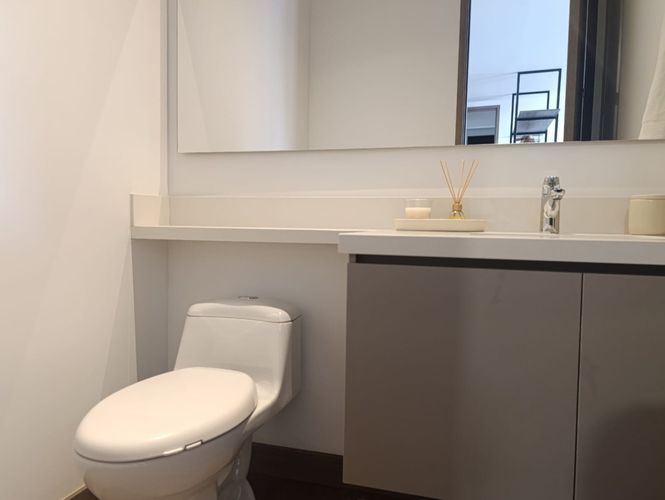 Apartamento de 2 alcobas en arriendo en El Poblado, Medellín, 103 m² · foto 17 de 19