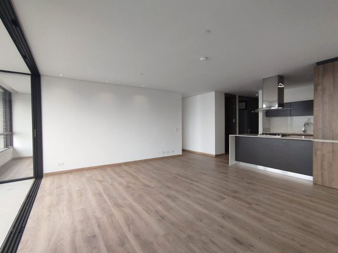Apartamento de 3 alcobas en venta en El Poblado, Medellín, 140 m² · foto 4 de 14