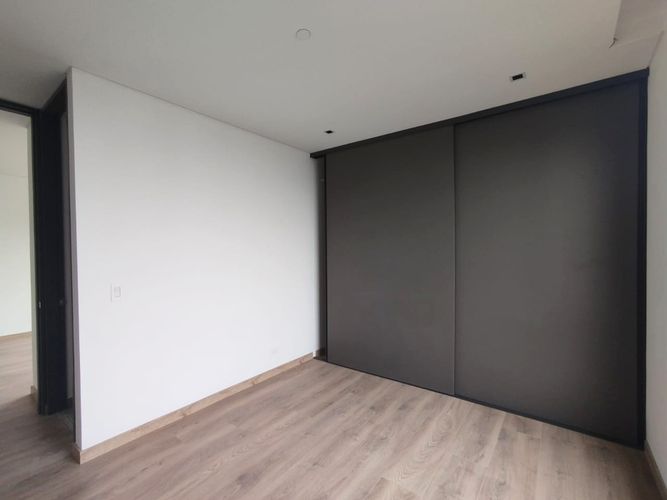 Apartamento de 3 alcobas en venta en El Poblado, Medellín, 140 m² · foto 12 de 14