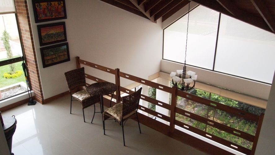 Casa de 5 alcobas en venta en San Jose De Los Nogales, Chía, 298 m² · foto 11 de 15