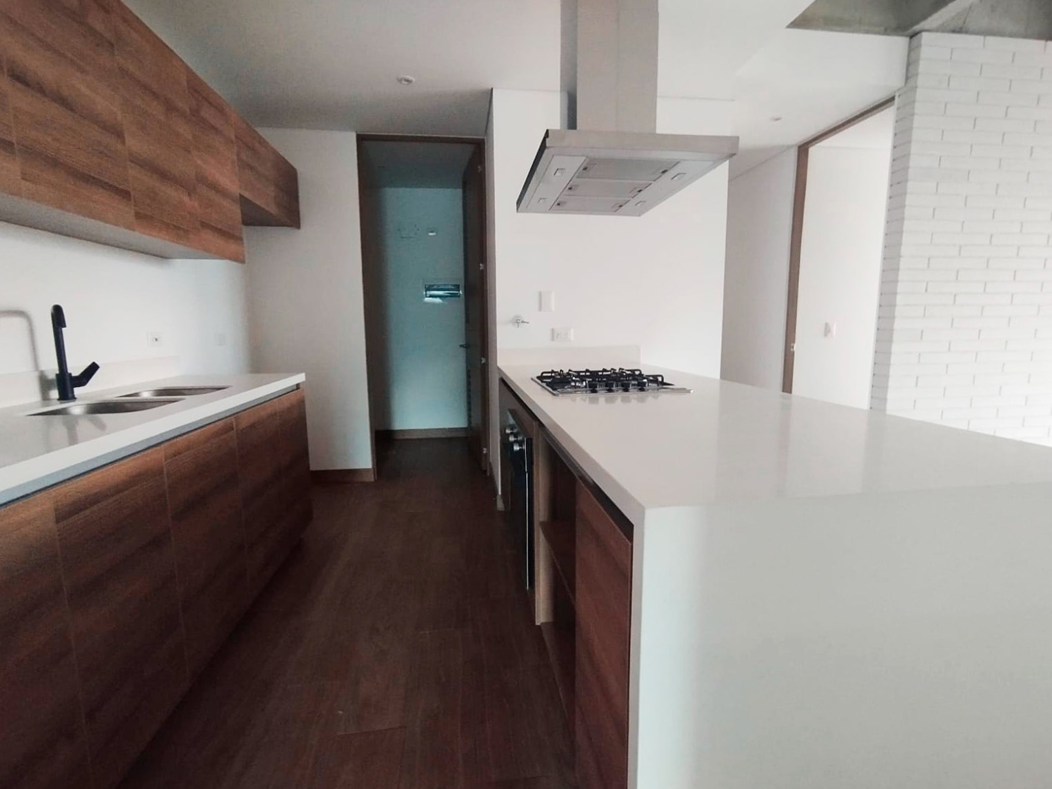 Apartamento en arriendo en El Poblado, Medellín · foto 8 de 13