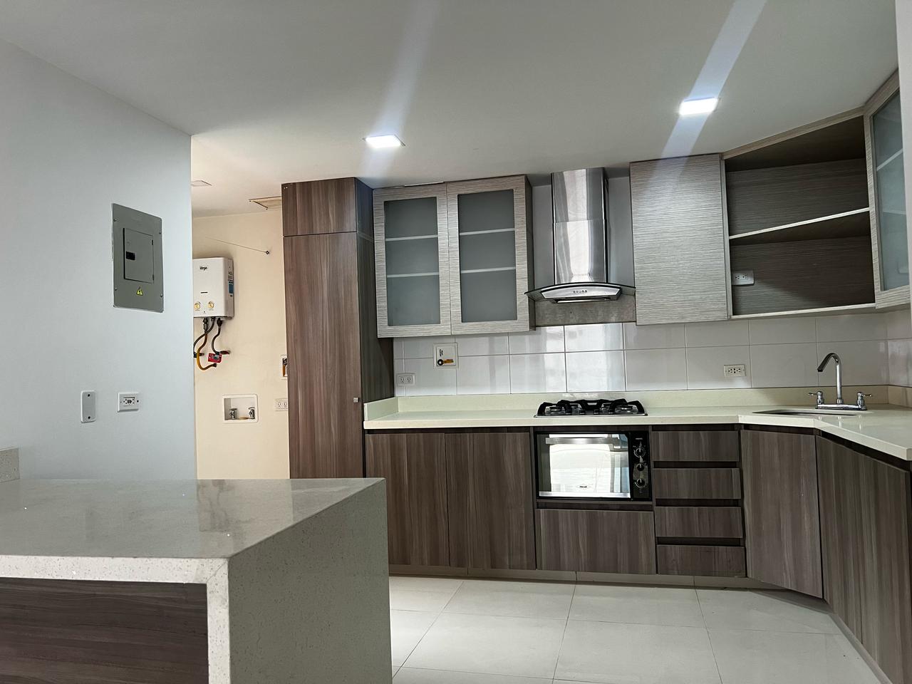Apartamento en venta en Loma Del Chocho, Envigado · foto 7 de 17