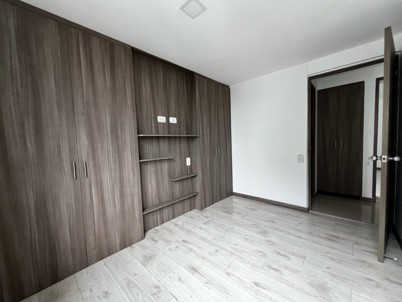 Apartamento en venta en Loma Del Chocho, Envigado · foto 11 de 17