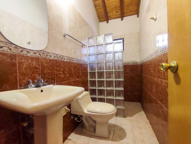 Casa de 5 alcobas en venta en Santa Ana, Rionegro, 400 m² · foto 24 de 24