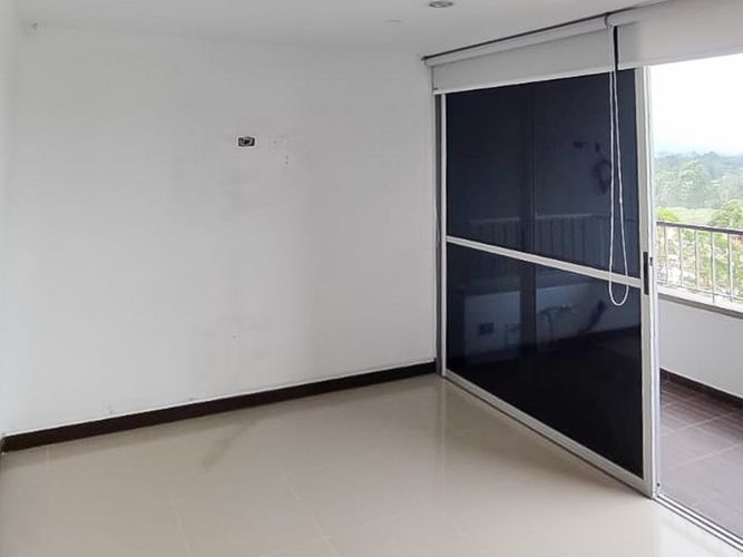 Apartamento de 2 alcobas en venta en San Antonio De Pereira, Rionegro, 74 m² · foto 2 de 11