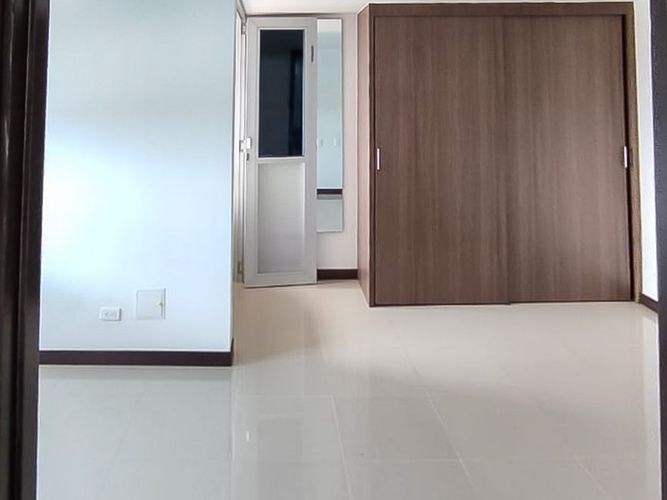 Apartamento de 2 alcobas en venta en San Antonio De Pereira, Rionegro, 74 m² · foto 5 de 11