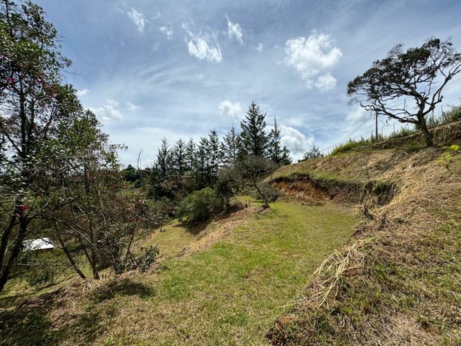 Lote en venta en Santa Ana, Rionegro, 5680 m² · foto 4 de 7