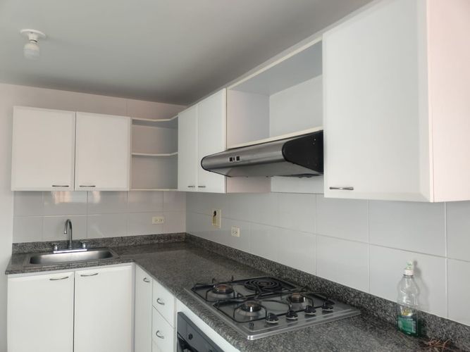 Apartamento de 3 alcobas en arriendo en Otraparte, Envigado, 92 m² · foto 4 de 18