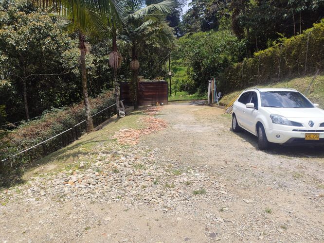 Casa de 4 alcobas en venta en Las Palmas, Envigado, 1160 m² · foto 13 de 15
