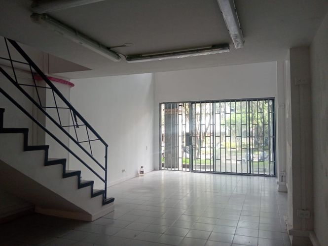 Local en arriendo en Laureles, Medellín, 153 m² · foto 2 de 17