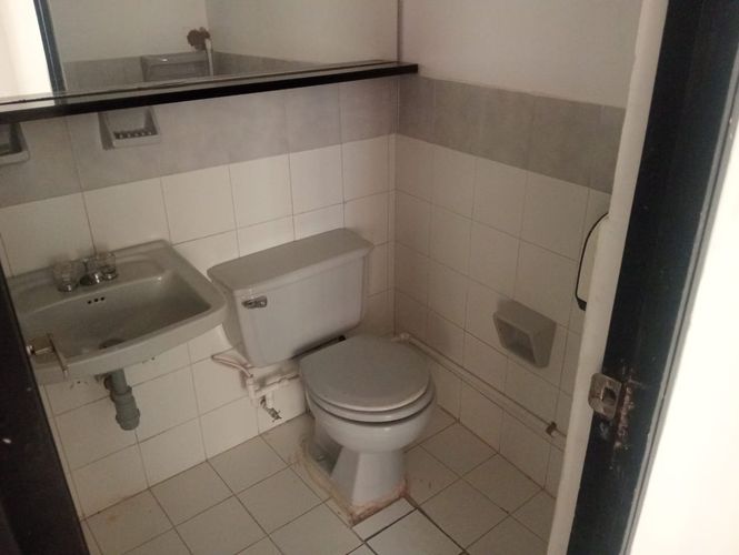 Local en arriendo en Laureles, Medellín, 153 m² · foto 16 de 17