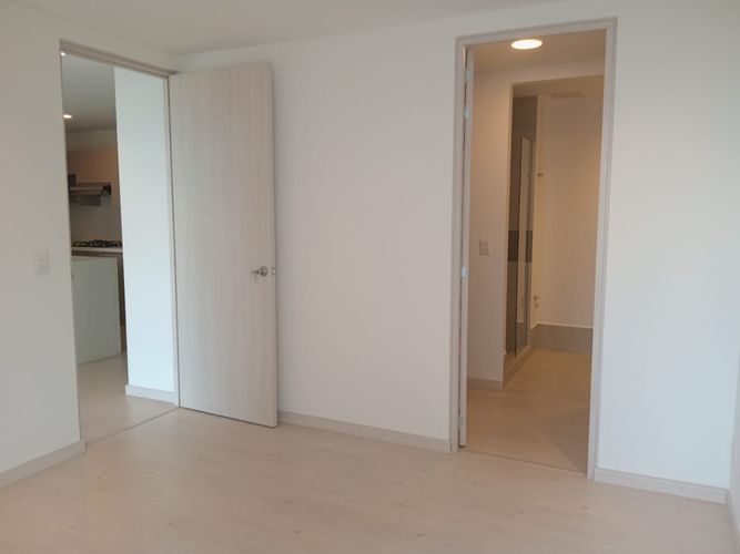 Apartamento de 2 alcobas en arriendo en El Poblado, Medellín, 65 m² · foto 16 de 18