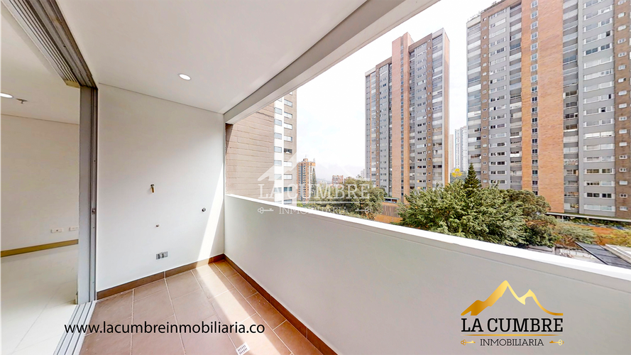 Apartamento de 2 alcobas en arriendo en Castropol, Medellín, 90 m² · foto 6 de 15