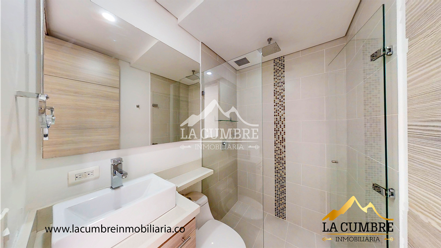 Apartamento de 2 alcobas en arriendo en Castropol, Medellín, 90 m² · foto 12 de 15