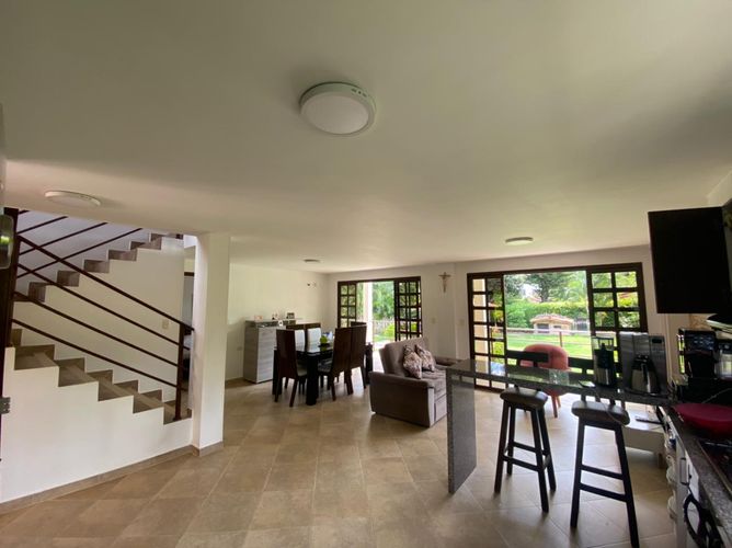 Casa de 5 alcobas en venta en Cn. Campestre Villas De Santa Maria, Piedecuesta, 1000 m² · foto 6 de 24