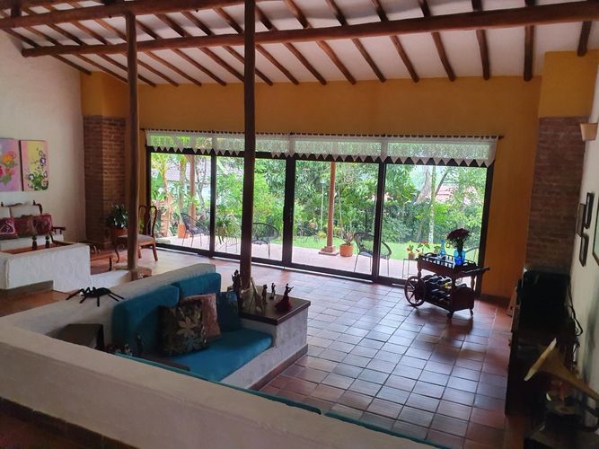 Casa de 5 alcobas en venta en Guayanas, Floridablanca, 1800 m² · foto 10 de 19