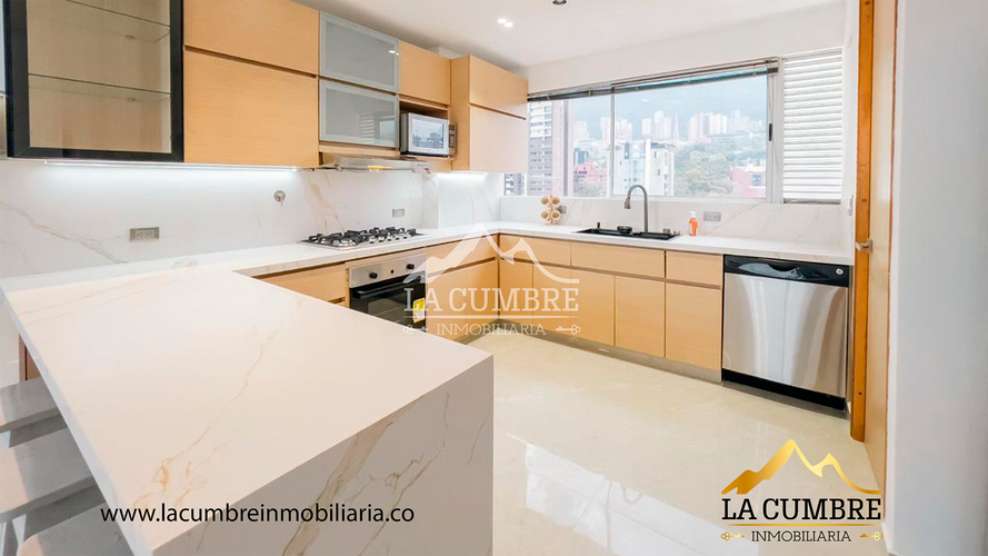 Apartamento de 3 alcobas en arriendo en Alejandrina, Medellín, 315 m² · foto 4 de 14