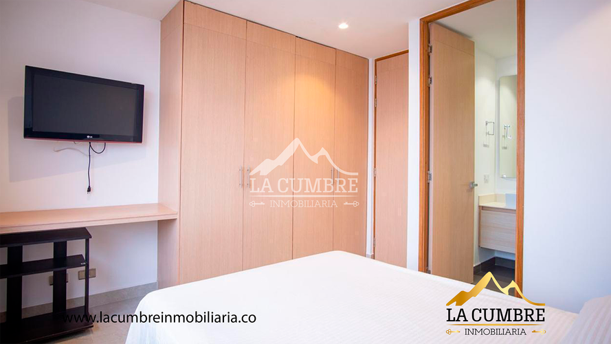 Apartamento de 3 alcobas en arriendo en Alejandrina, Medellín, 315 m² · foto 10 de 14
