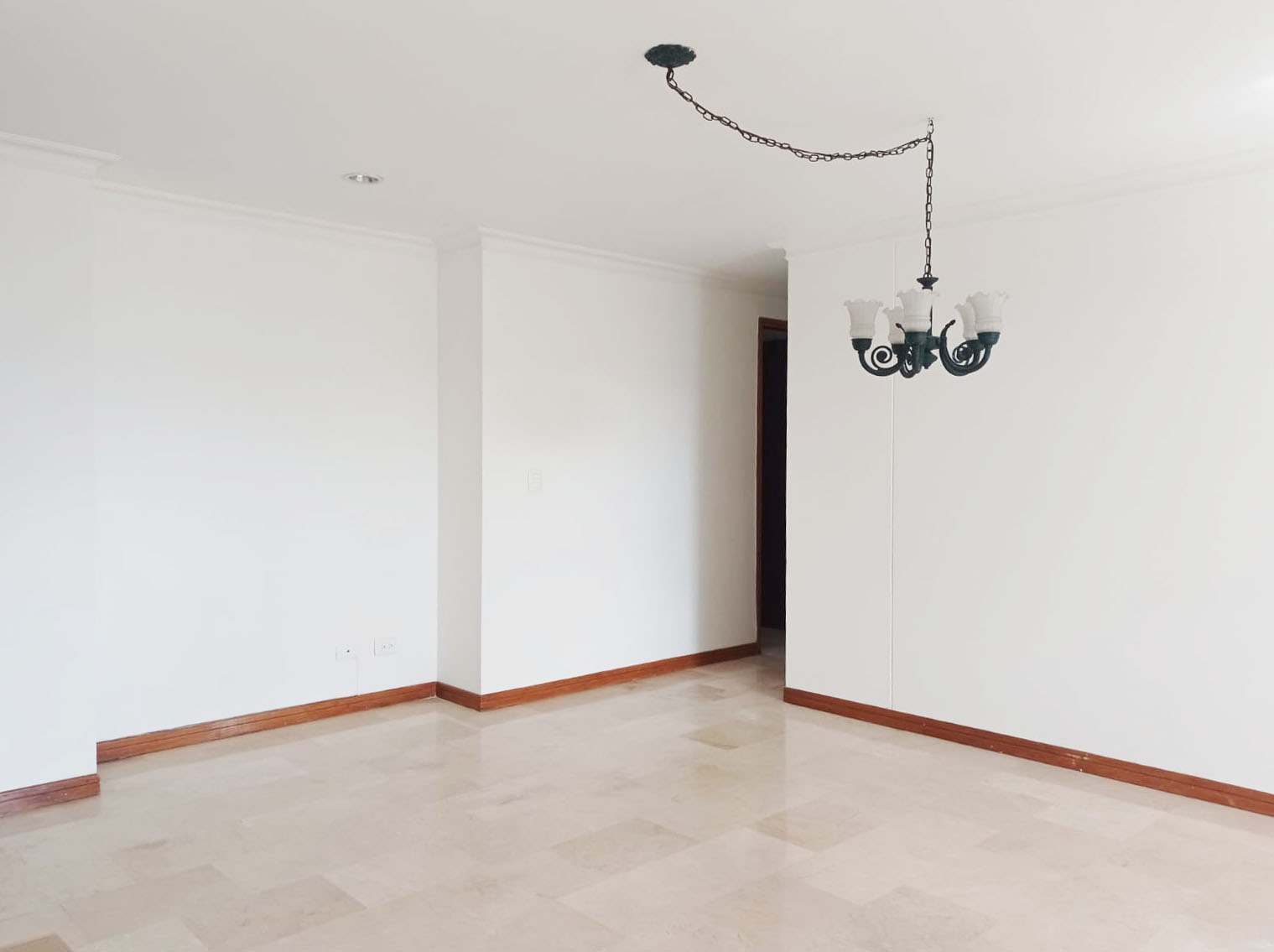 Apartamento en venta en El Poblado, Medellín · foto 3 de 19