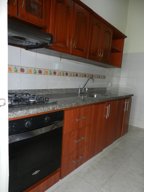 Casa de 4 alcobas en venta en San Cristobal, Piedecuesta, 350 m² · foto 2 de 10