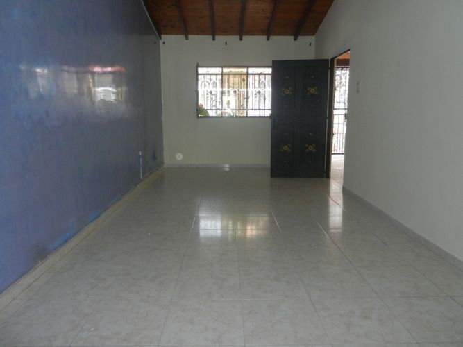 Casa de 4 alcobas en venta en San Cristobal, Piedecuesta, 350 m² · foto 4 de 10