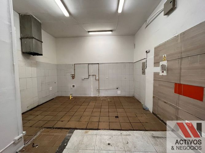 Local en arriendo en San Diego, Medellín, 26 m² · foto 5 de 9