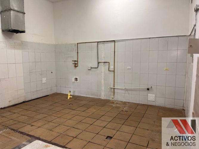 Local en arriendo en San Diego, Medellín, 26 m² · foto 8 de 9