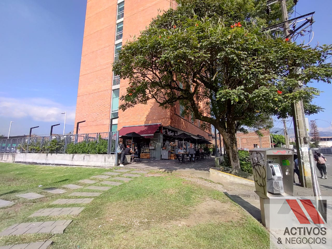 Local en arriendo en Los Naranjos, Itagüí, 67 m² · foto 5 de 8