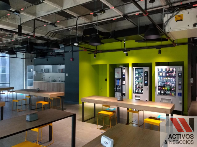 Oficina en arriendo en Patio Bonito, Medellín, 909 m² · foto 14 de 20