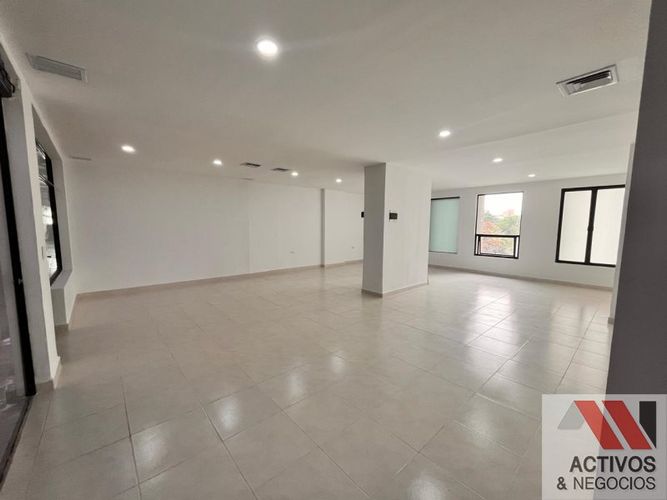Oficina en arriendo en Santa María De Los Ángeles, Medellín, 140 m² · foto 3 de 9