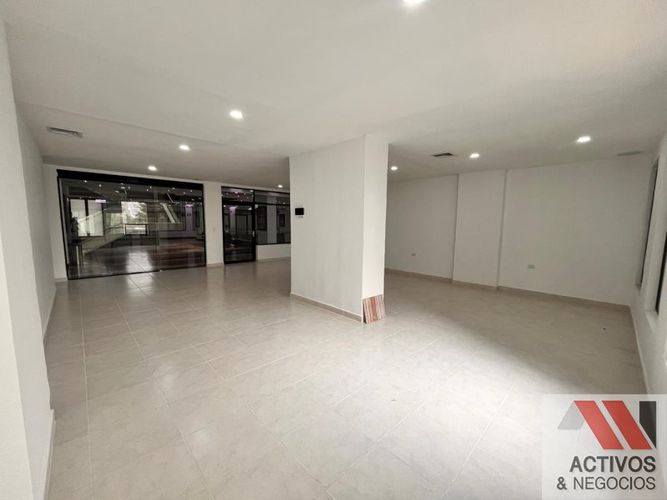 Oficina en arriendo en Santa María De Los Ángeles, Medellín, 140 m² · foto 7 de 9