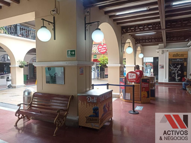 Local en arriendo en La Candelaria, Medellín, 54 m² · foto 3 de 3